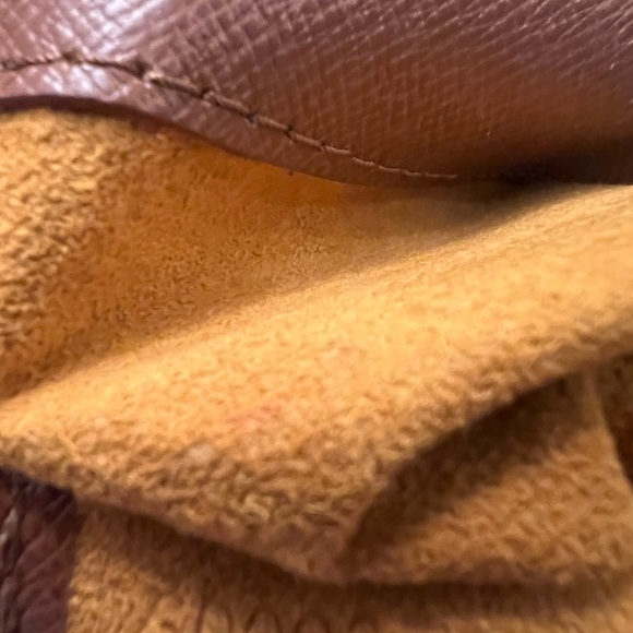 Authentic Louis Vuitton Musette Monogram Shoulder Bag! Vintage! EUC! - Picture 16 of 16